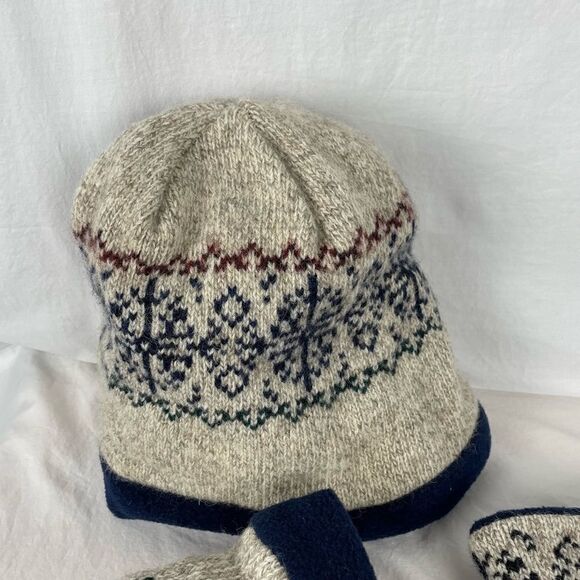 Vintage Knit Wool Winter Hat, Headband, & Mitts Set - Picture 5 of 7